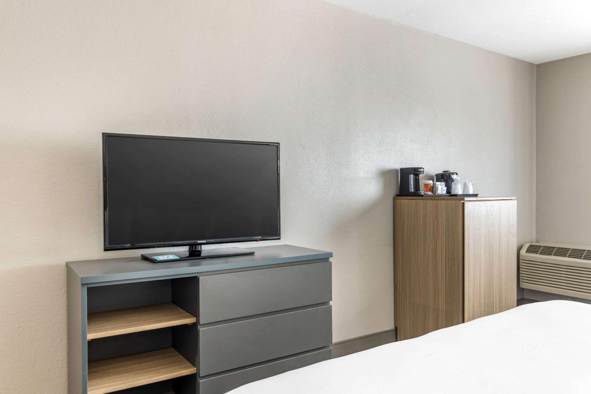 Country Inn & Suites By Radisson, Atlanta Airport South, Ga College Park Bagian luar foto